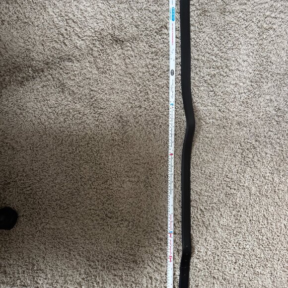 Banana Republic Men's Black leather belt - Picture 5 of 5